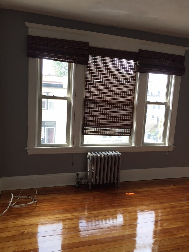 Building Photo - 7 Hartley Ter