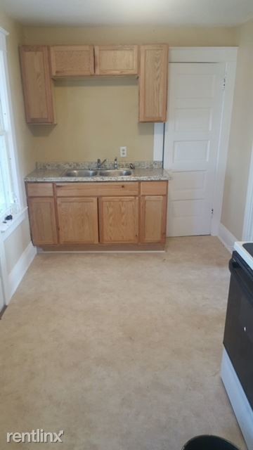 Building Photo - 1 br, 1 bath Apartment - 125 N Mason St # 2