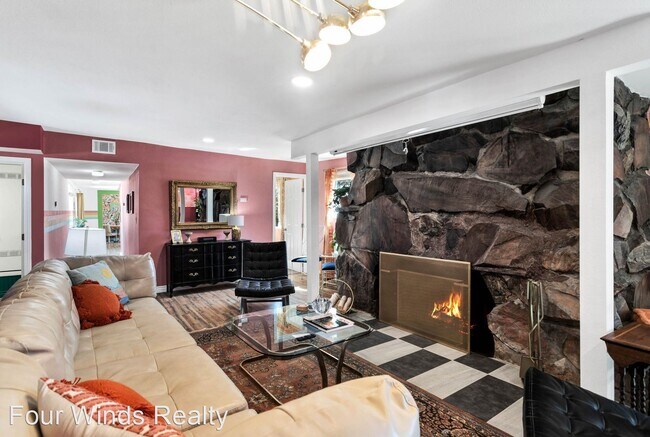 Foto del edificio - 4 br, 2.5 bath House - 7445 Joshua View