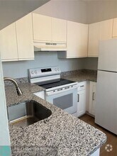 Building Photo - 661 Cypress Lake Blvd