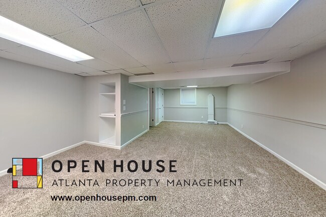 Building Photo - 363 Buckingham Dr, Marietta