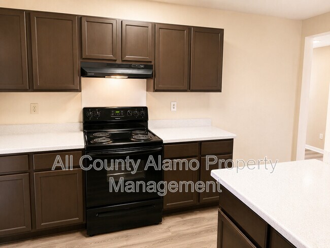 Foto del edificio - 5914 Limestone Mill Dr