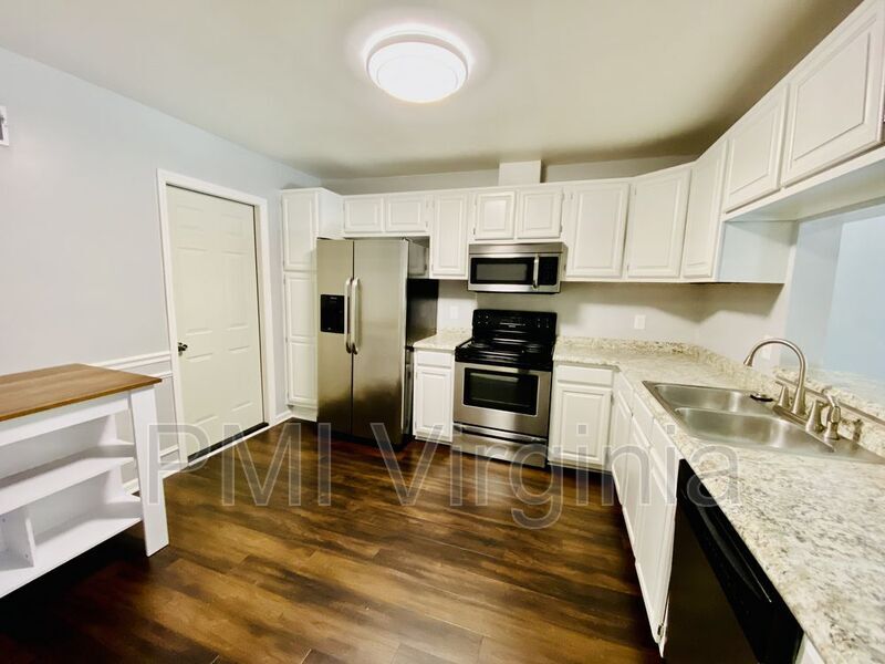 Foto principal - 4821 Tunlaw Ct