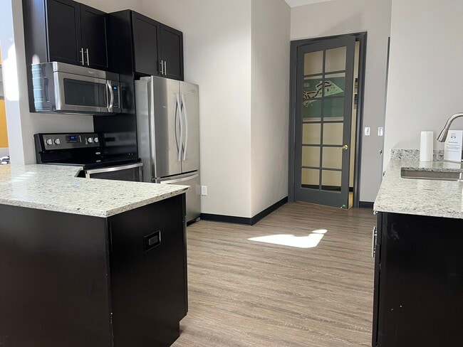 Building Photo - 2085 Eagle Ave