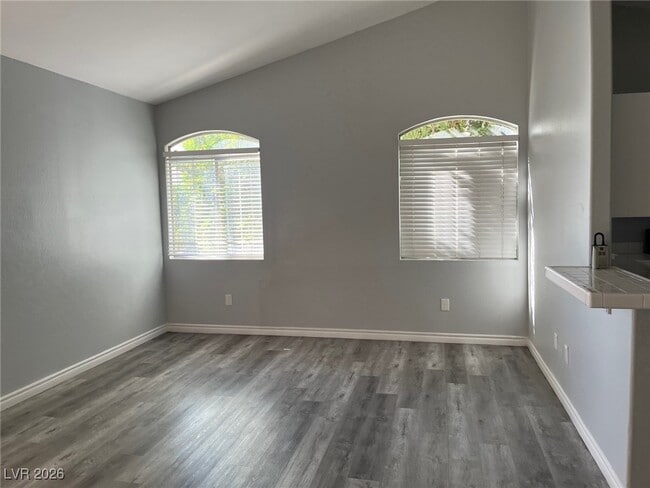 Building Photo - 1300 S Arlington St