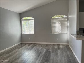 Building Photo - 1300 S Arlington St