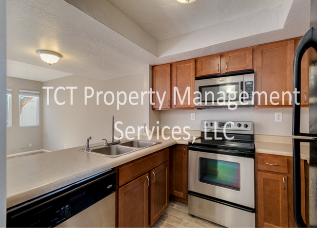 Building Photo - Updated 2 bedroom in Tempe!