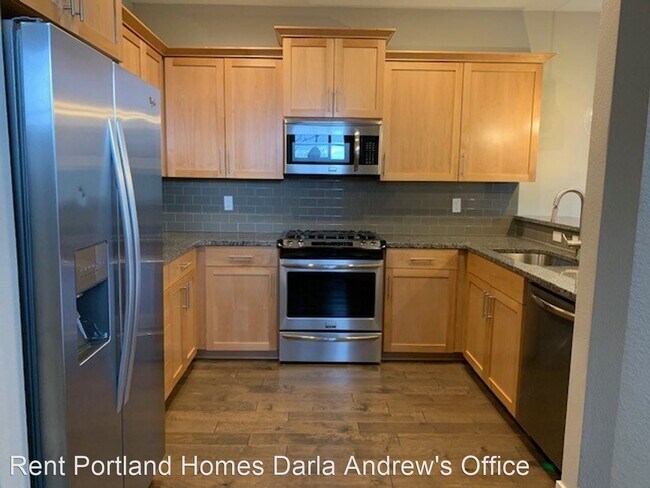 Foto del edificio - 4 br, 3 bath House - 2105 NW 163rd Terrace