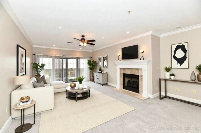 Interior Photo - Pinnacle on Meridian