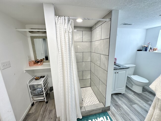 Foto del edificio - 382 N 200 W