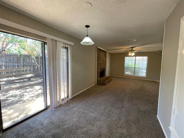 Foto del edificio - 5601 Hearthwood Ct