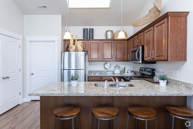 Interior Photo - Riverwalk