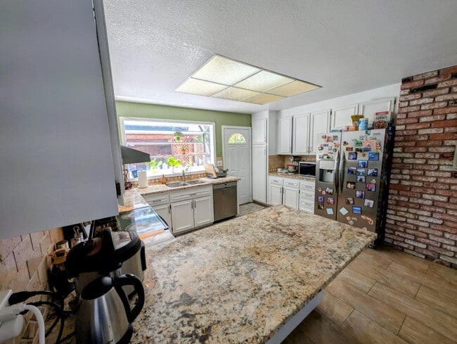 Building Photo - 416 Rumsey Ct