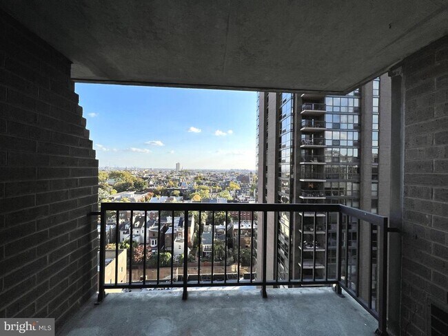 Foto del edificio - 233 S 6th St