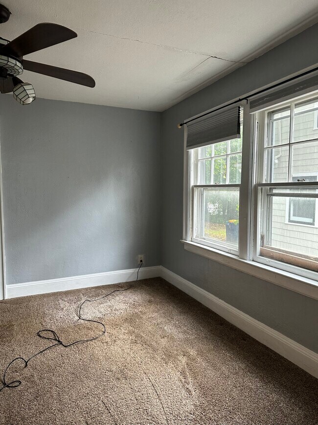 Foto del edificio - 5 Beverly Ave