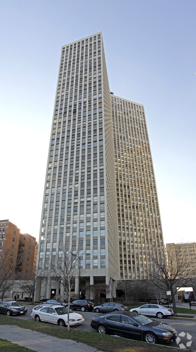 Foto del edificio - Lakeview Condominium Association