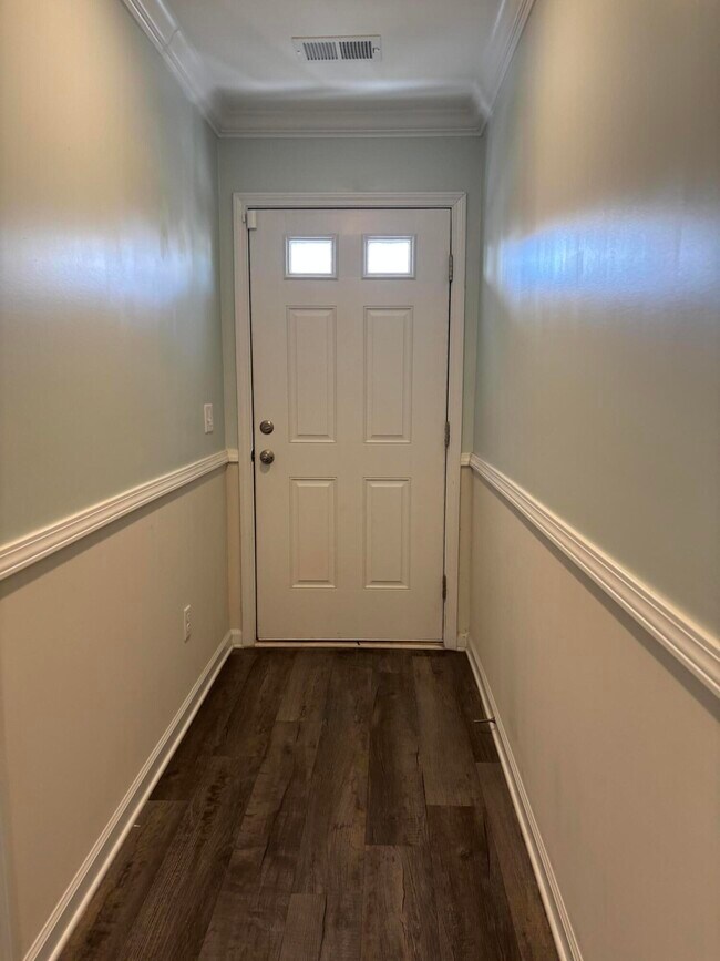 Foto del edificio - 335 Niblick Dr