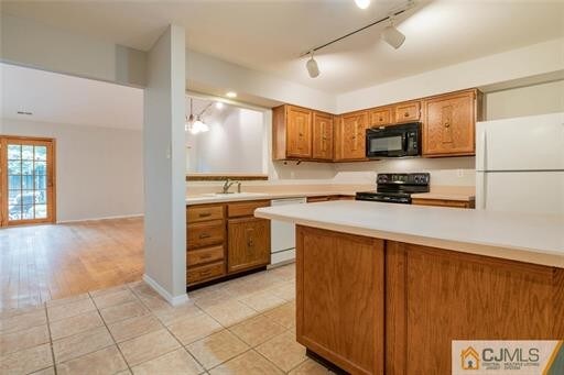 Foto del edificio - 33 Rutledge Ct