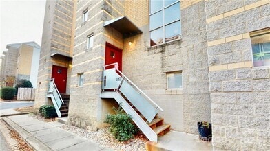 Building Photo - 2062 Atherton Heights Ln