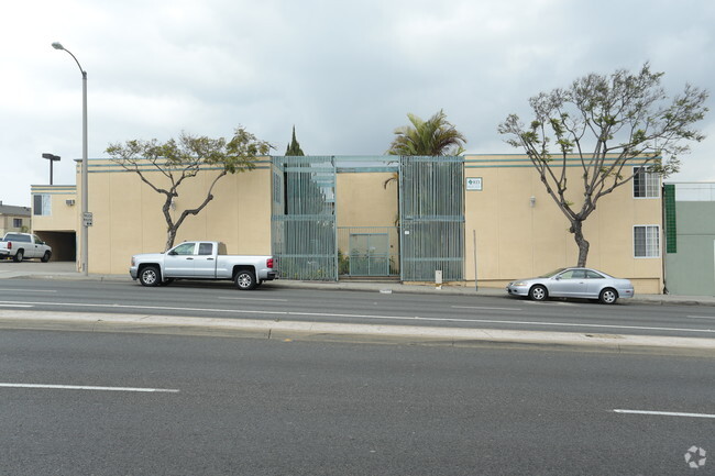 Building Photo - 4737 Artesia Blvd.