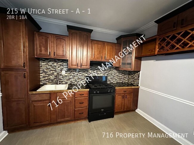 Building Photo - 2 Bedroom Apartment located near Elmwood V...