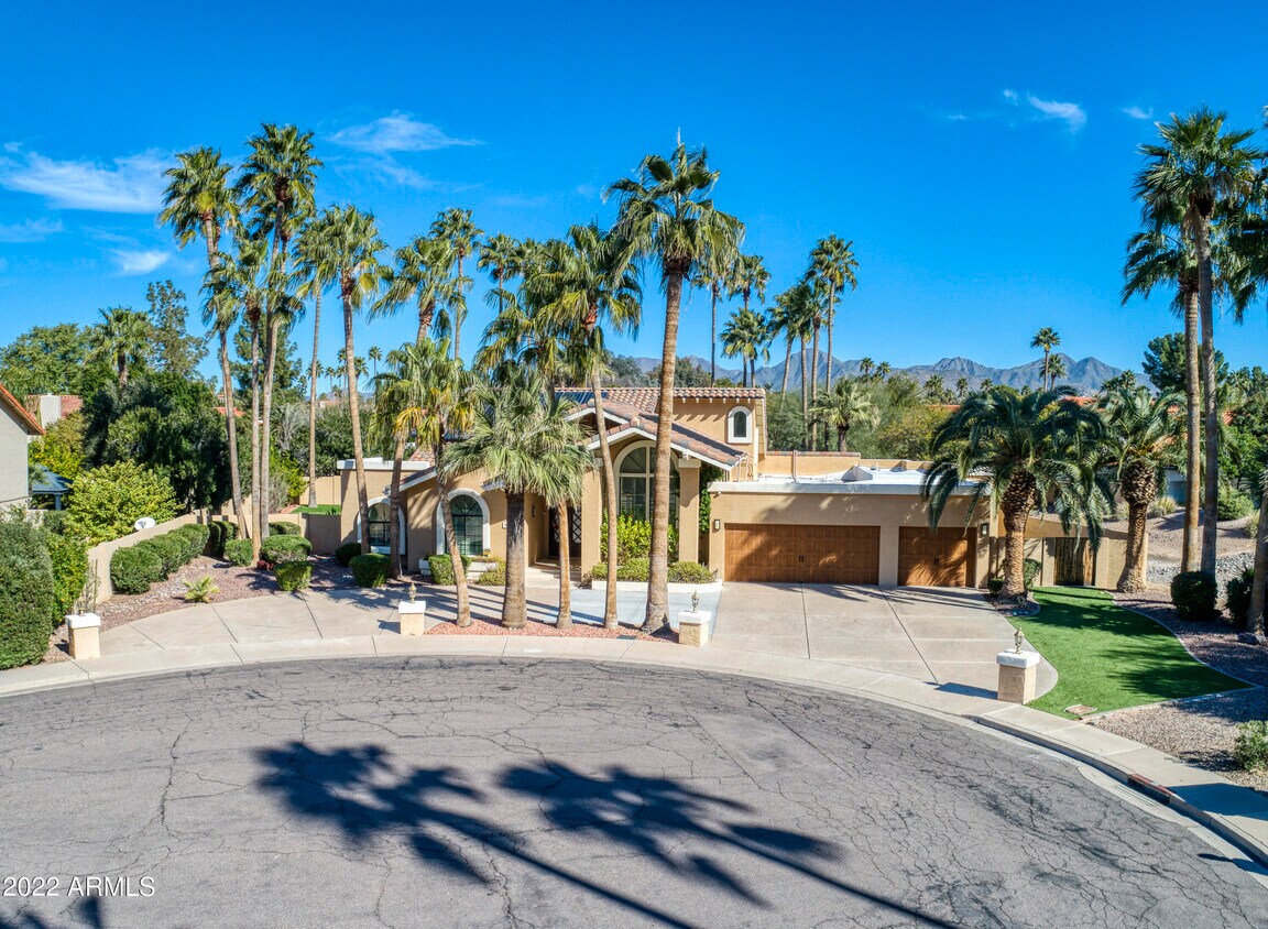 Primary Photo - 9790 E Caron St