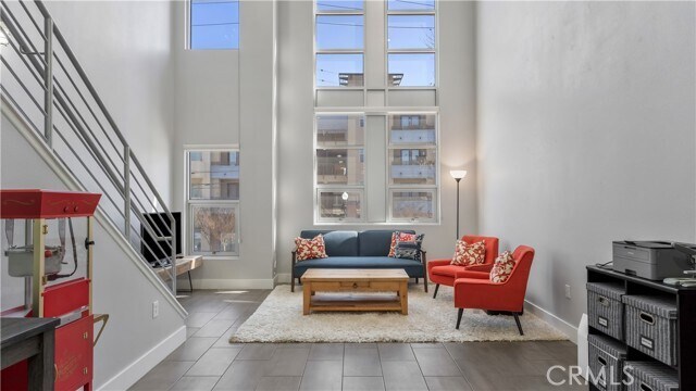 Foto del edificio - 728 N Santiago St