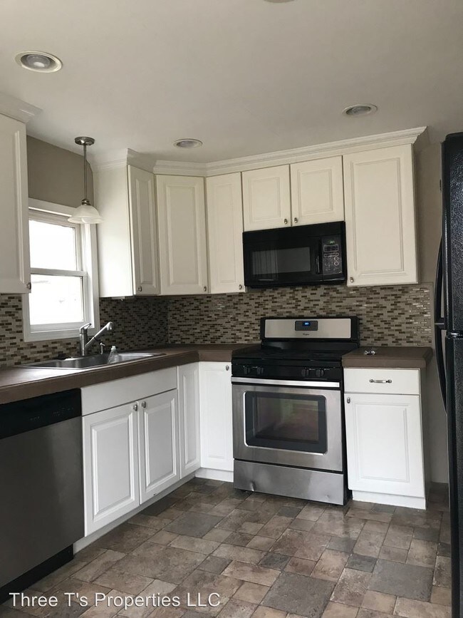 Foto del edificio - 3 br, 1 bath House - 125 Wallace Street