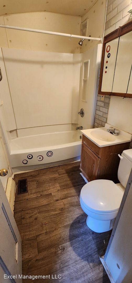 Foto del edificio - 2 br, 1 bath House - 815 Allen St