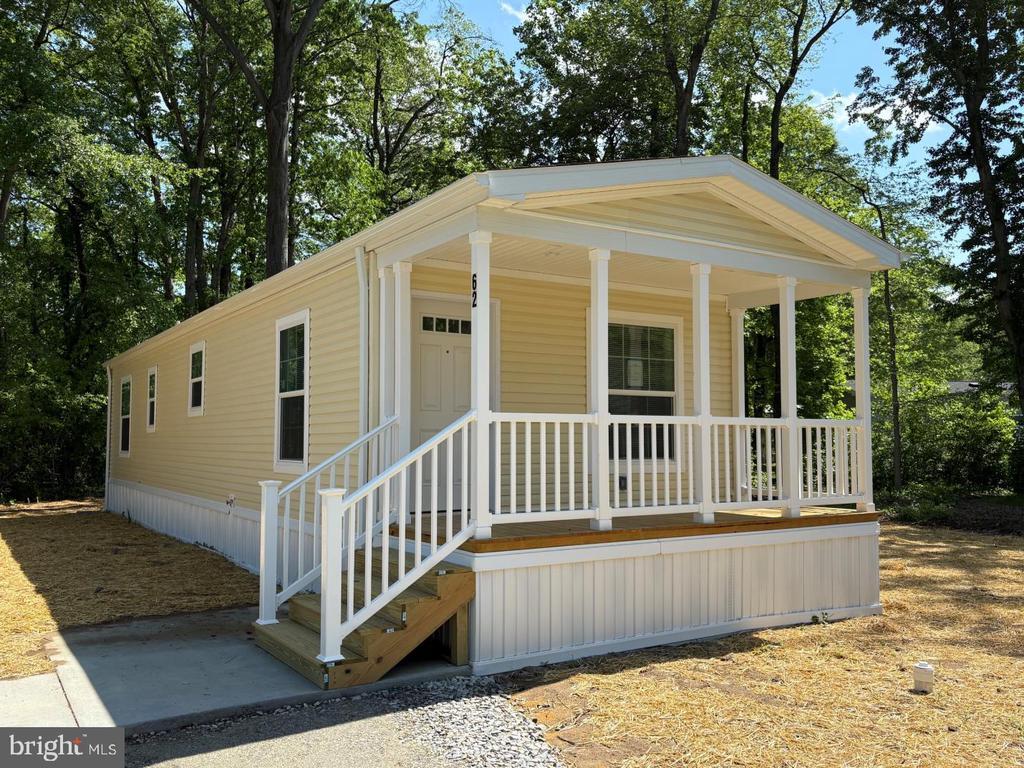 Primary Photo - 62 Friars Ln