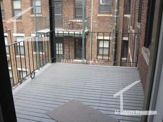 Foto del edificio - Charming 4 Bedroom