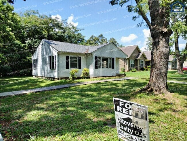 Building Photo - 1070 Brown Ave