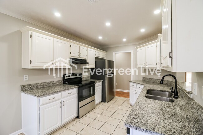 Foto del edificio - 365 Wynbrook Dr