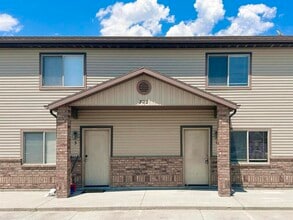 Building Photo - 722 W 350 N