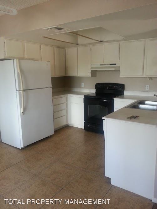 Building Photo - 2 br, 2 bath House - 4702 Obannon Dr. - B