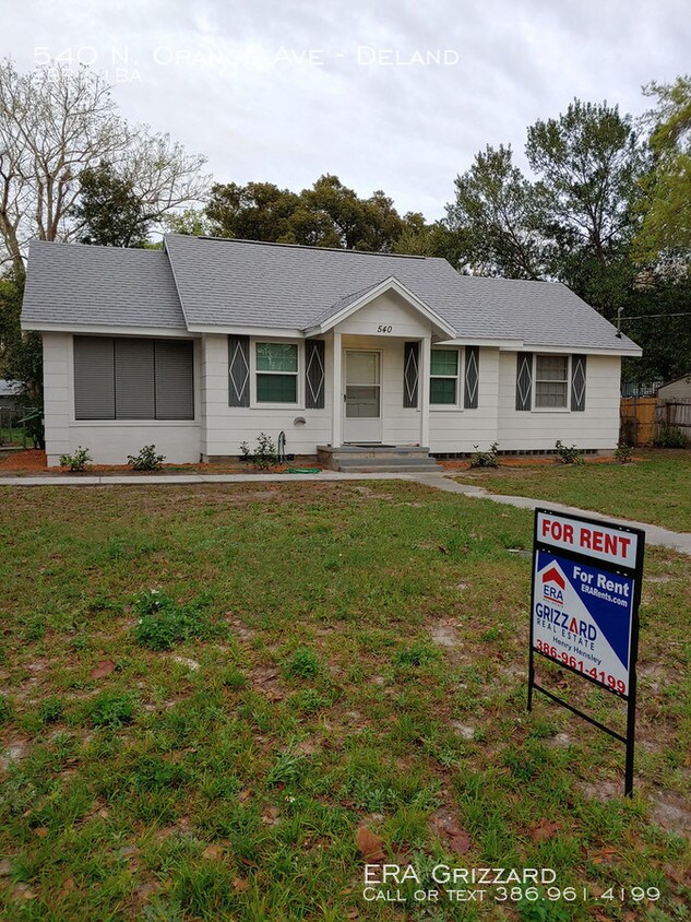 Primary Photo - CUTE HOME NEAR DOWNTOWN DELAND