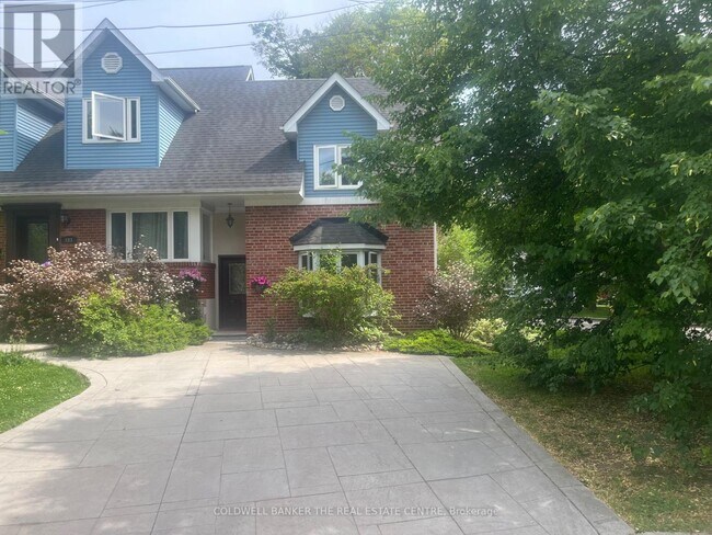 Building Photo - 103 Stuart Ave