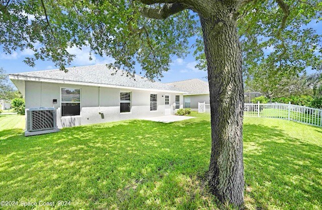 Building Photo - 2711 Stratford Pointe Dr