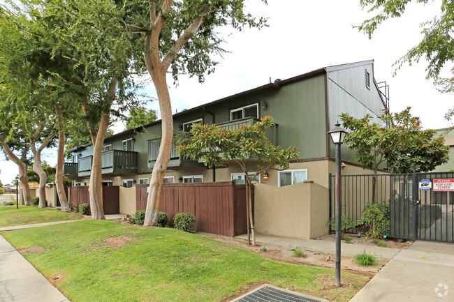 Building Photo - Stonemark Homes