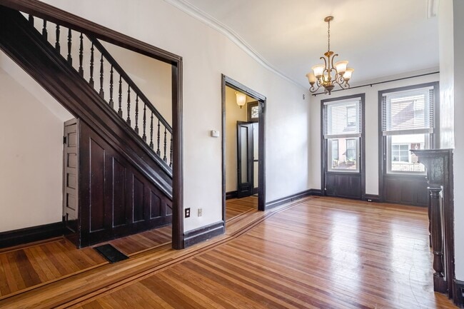 Photo - Three Bed Fairmount Townhome