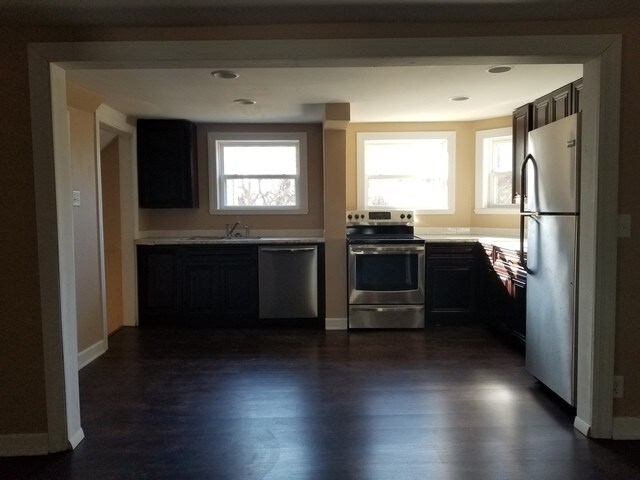 Building Photo - 37W446 Fabyan Pkwy