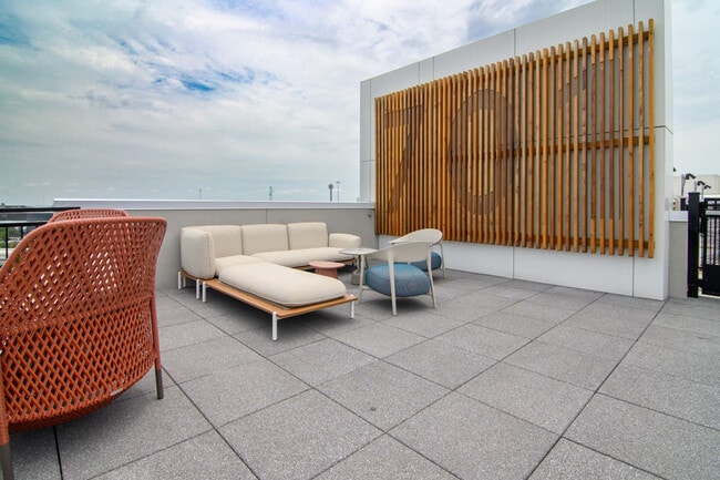 Foto del edificio - 701 Richmond Ave