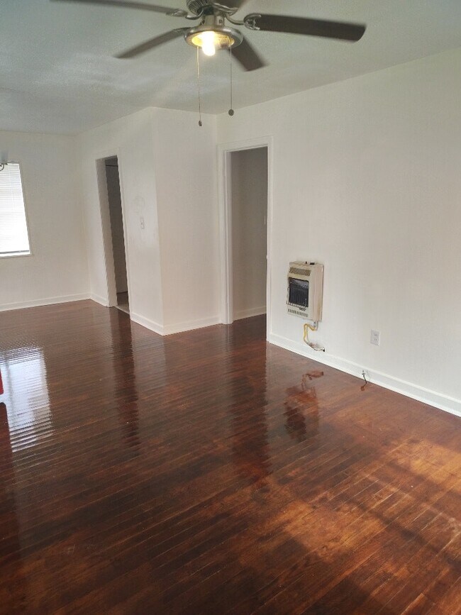 Photo - 709 Randall St House