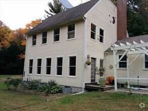 Building Photo - 379 Concord Rd