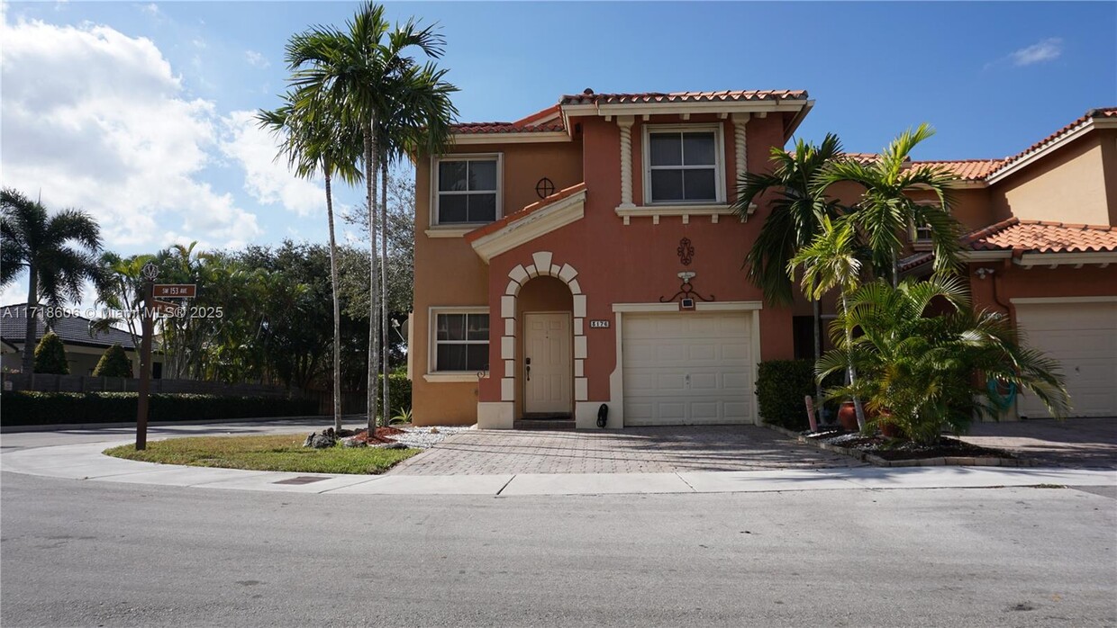 Foto principal - 3176 SW 153rd Ave