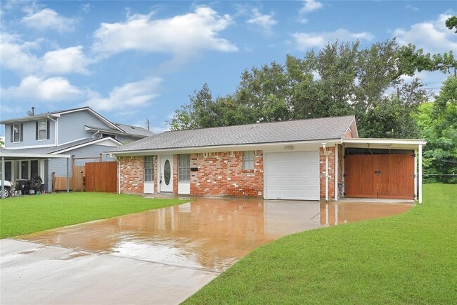 Building Photo - 10914 Twig Dr