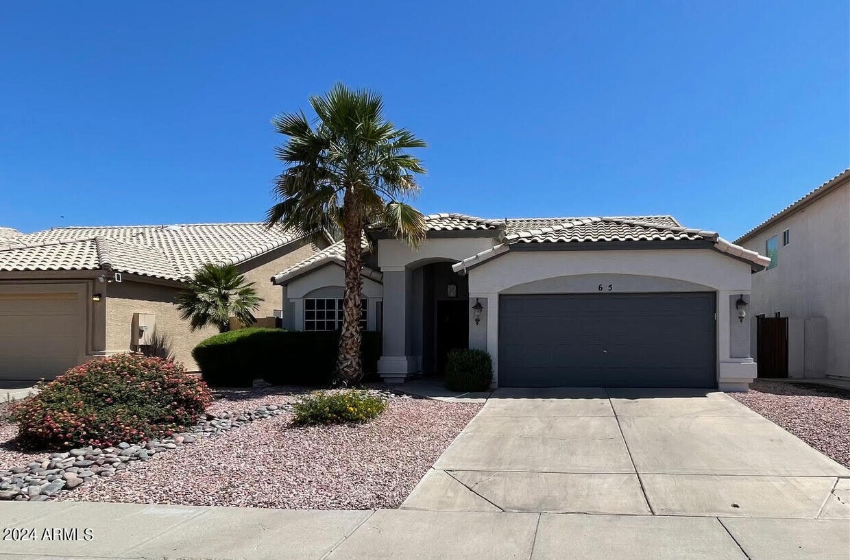 Primary Photo - 645 N El Dorado Dr