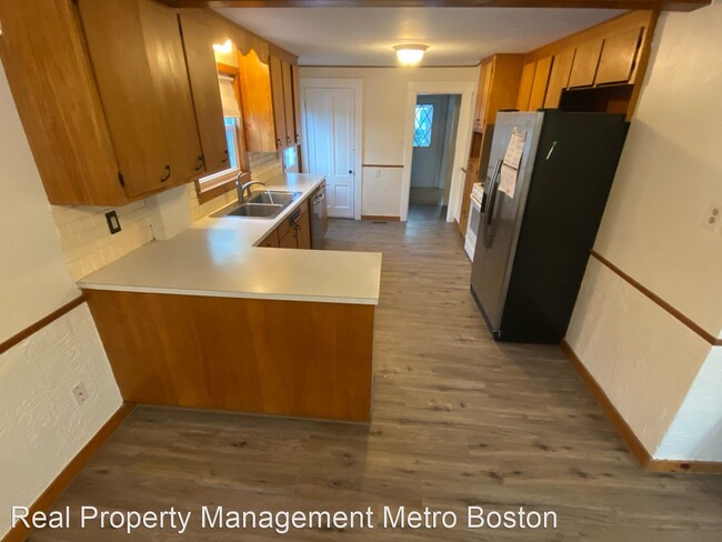 Building Photo - 2 br, 2 bath House - 16 Mckinley St