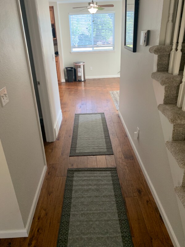 Building Photo - 939 Cottonwood Dr