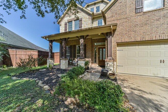 Building Photo - 6207 Holly Oaks Court